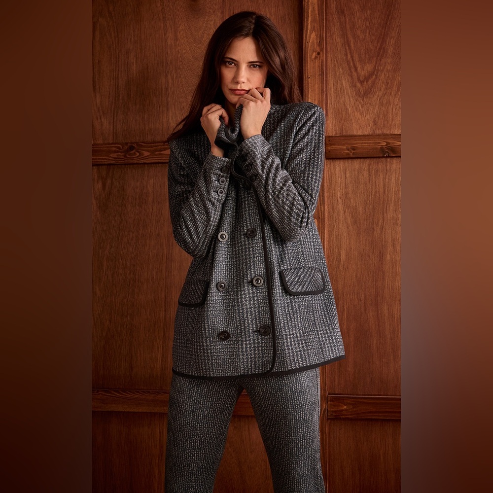 NWT Fall 25 Chill Jacket Size S